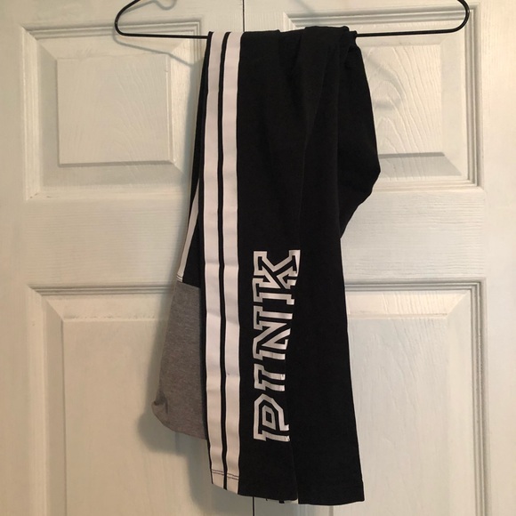 PINK Victoria's Secret Pants - Victoria’s Secret PINK black leggings